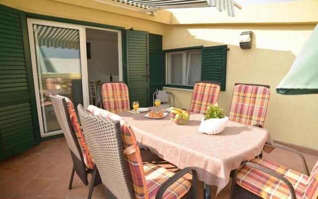 Apartment Yellow House