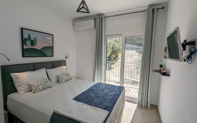 Natura Luxury Suites Parga