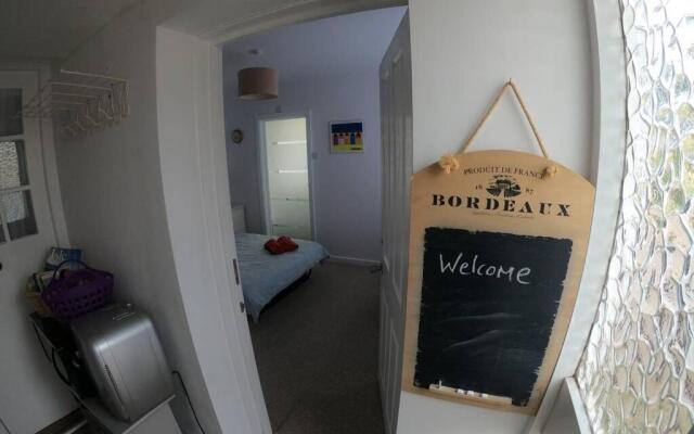 Seven Seas Beach Retreat Studio Flat