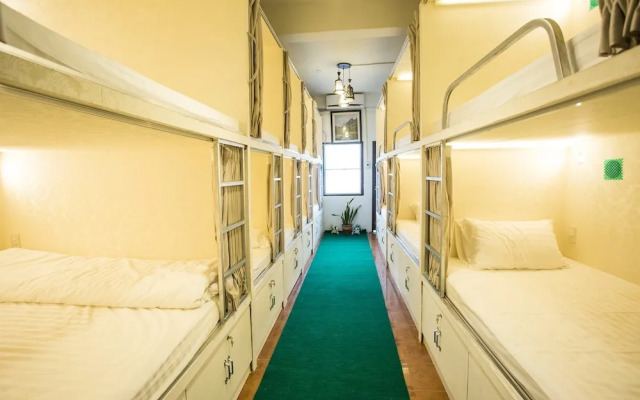 Green Box Hotel - Hostel