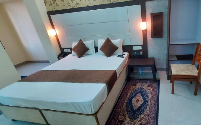 Hotel Heera Palace