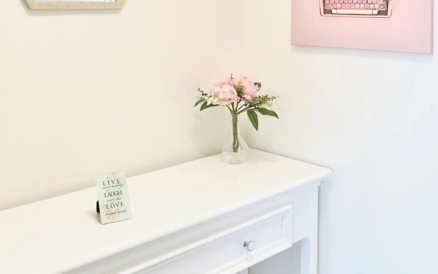 River Plaza Apartments