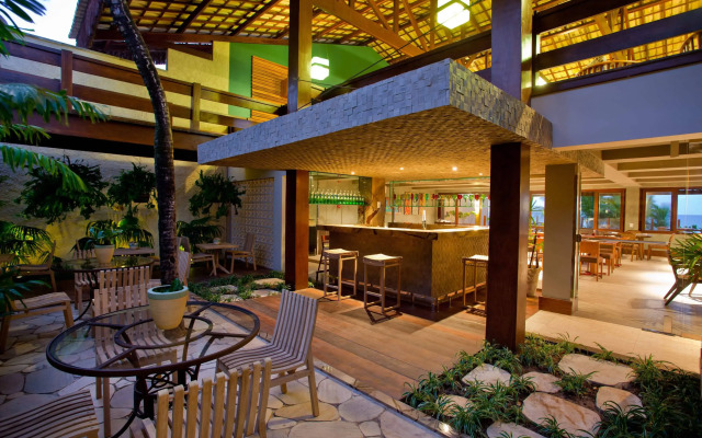 Carmel Charme Resort