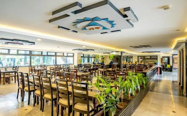 Hotel Sarowar