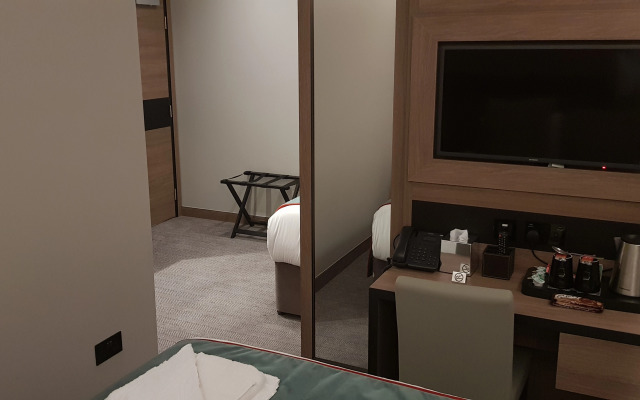 Merit Kensington Hotel