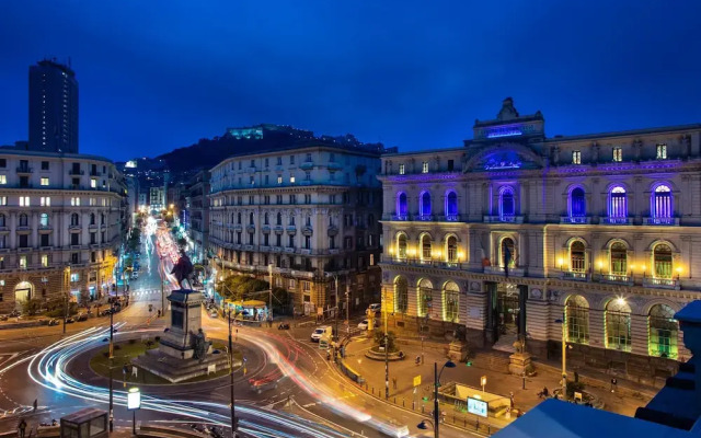 Lady Rose One in Naples