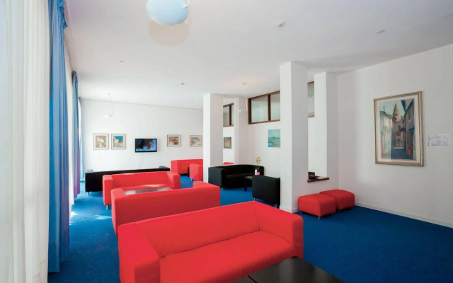 Marina Palace Hotel