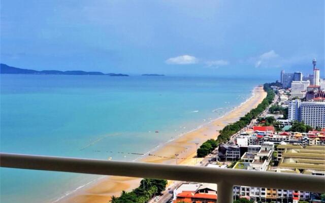 "view Talay 8 Large Studio Apartment With sea View Pattaya"