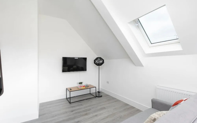 Skyvillion -vineyard Court Enfield 1bed Wbalcony