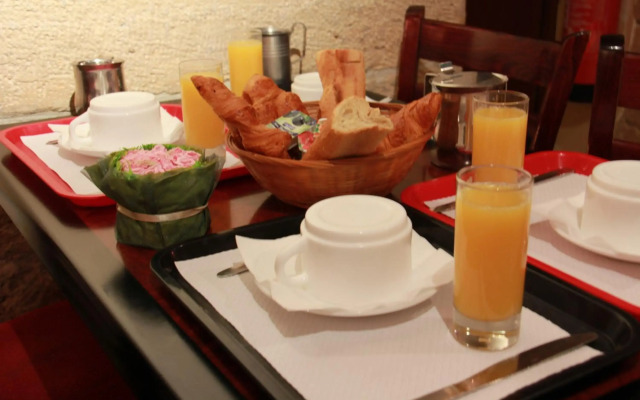 Hotel Little