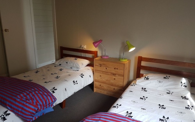 Kits Coty – Guest Rooms – Sydney