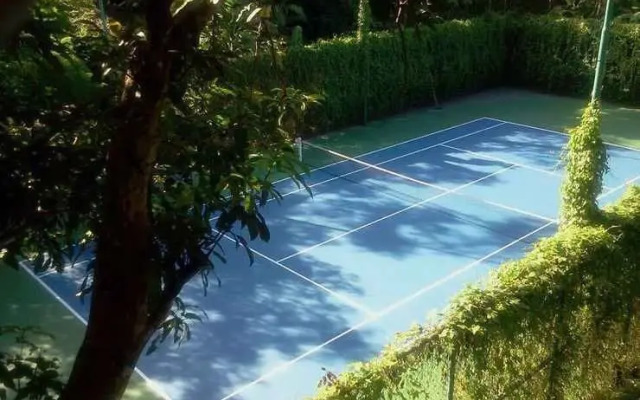 Schitzo Hills Forest Resort