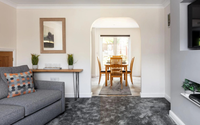 Hawthorn Gardens