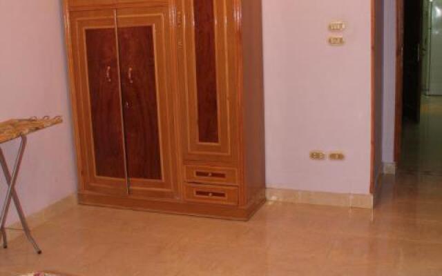 2 Bedrooms Apartment Near Hotel Arabia