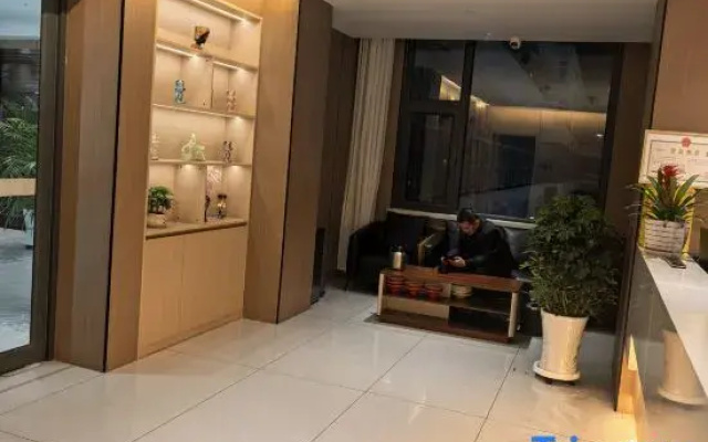 Zichang Park Hyatt Hotel