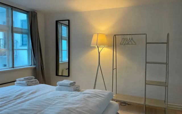 Stylish Apartment - View of The Marble Church