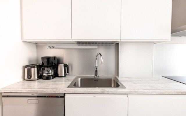 2ndhomes Beautiful & Modern 1BR Home with Central Location