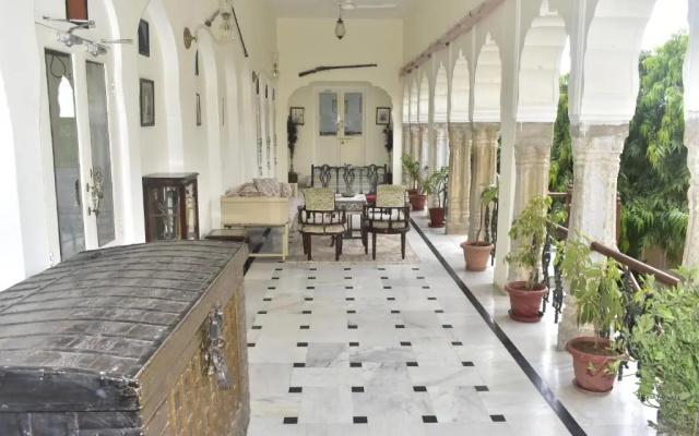 Castle Khandela