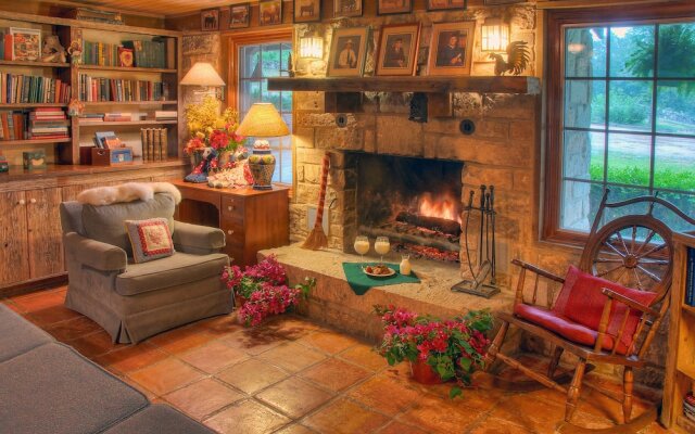 Kuebler Waldrip Haus B&B