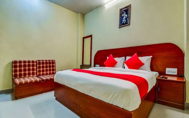 Collection O 18320 Hotel Utsav