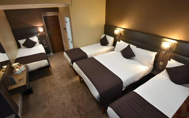 Brunel Hotel