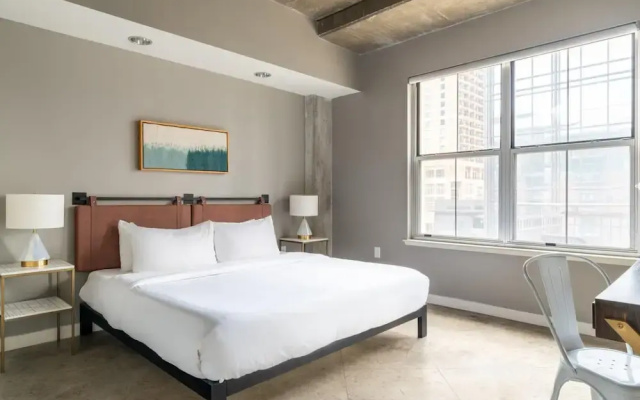 Austin The Ultimate 1BD 1BA Downtown Apartment