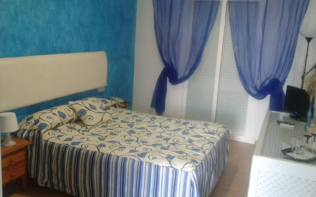 Hostal Alhaja Playa