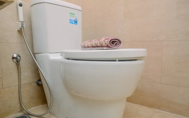 Pleasant and Simply Studio Room Menteng Park Apartment