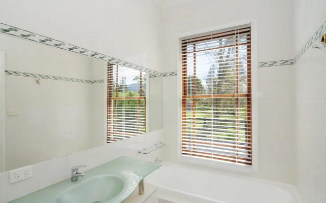 Rivermist - Luxury 6 bedrooms & 6 bathrooms!