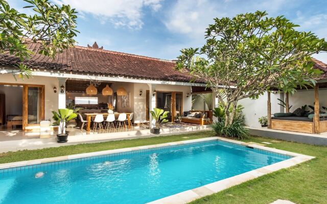 Villa Crystal
