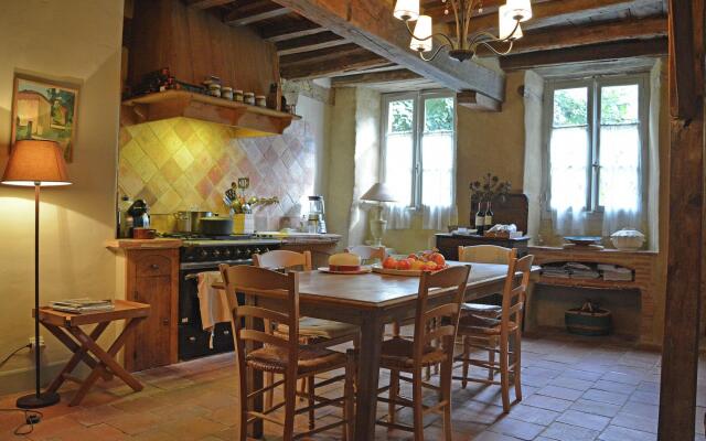 Lovely Holiday Home With Private Pool in Campagne-d'armagnac