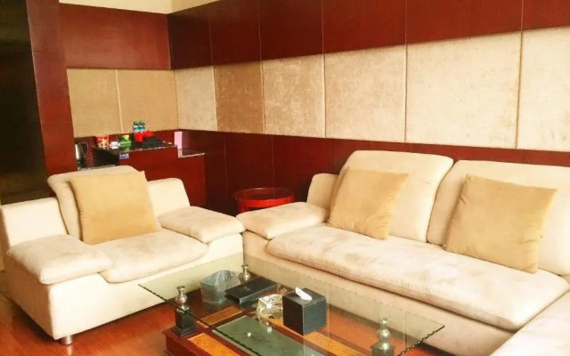 Xinfeng Holiday Hotel