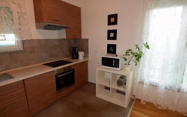 Apartments Jakov