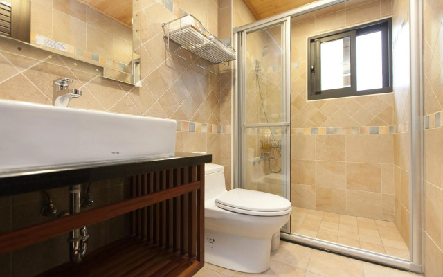 Iris Guest House