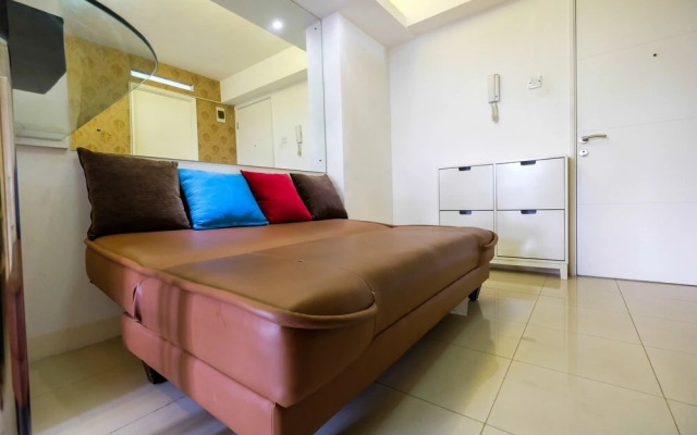 2BR Bassura City Apartment Connect to Pool