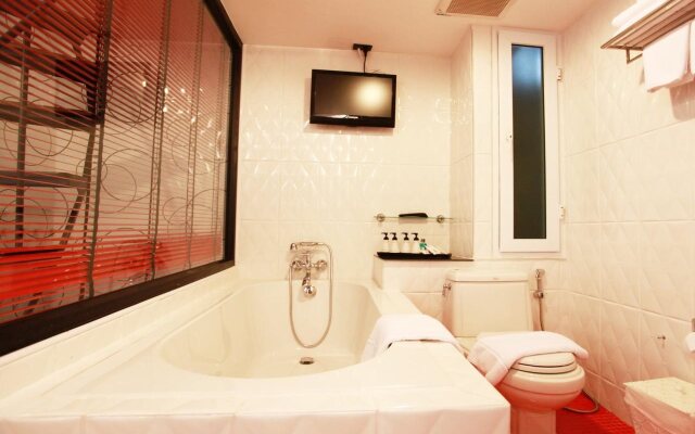9w Boutique Studio