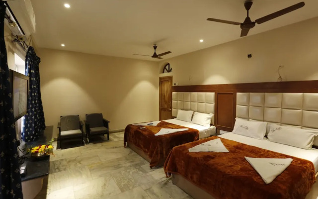 New Cape Hotel