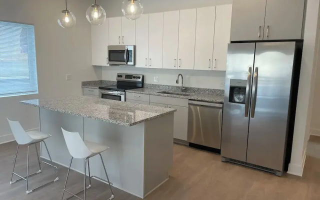 Barsala At The Monroe Apartments