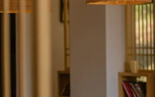 Yin Theme Hot Spring Villa Inn