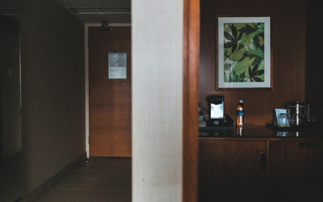 The 9Th Element Hotel