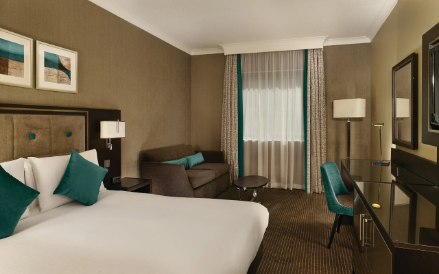DoubleTree by Hilton Hotel Woking