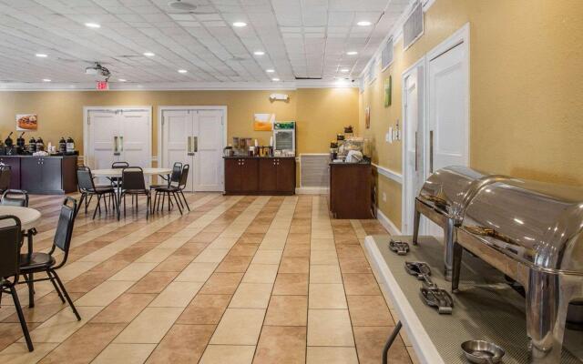 Quality Inn Richmond Hill - Savannah I-95