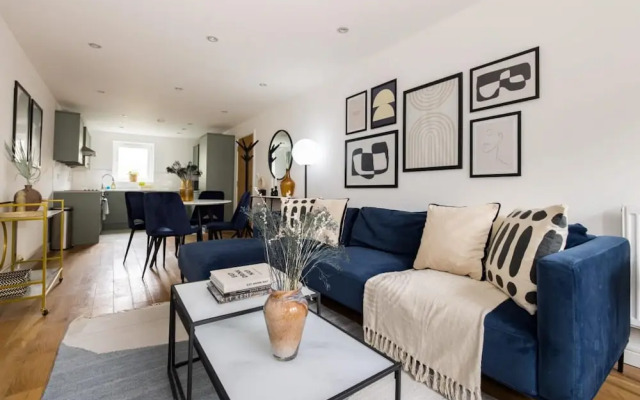 The Walworth Hideout - Elegant 2bdr Flat