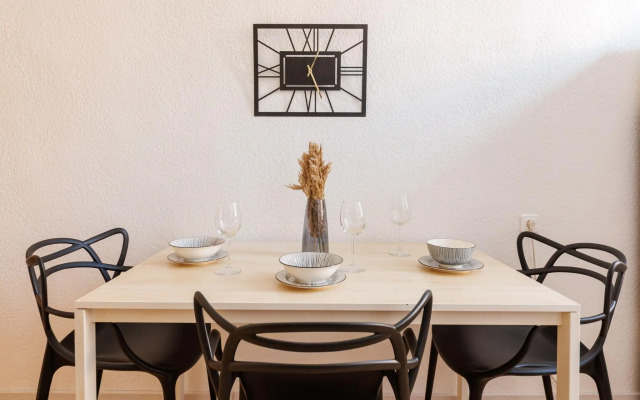 DeRent Aparts (ДеРент Апартс) на улице Большая Конюшенная 13