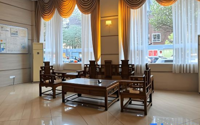 Jiajie Inn Qiongzhong Bus Station Branch
