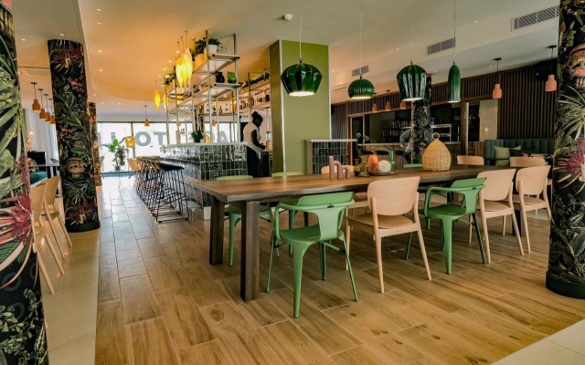 LIVE Hotels Bordeaux Lac