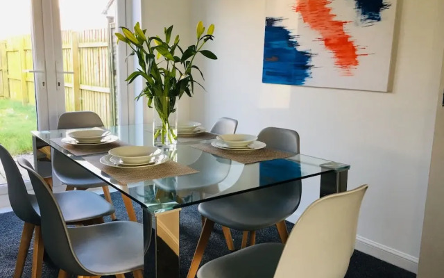 Everest Cosy Homes Paisley