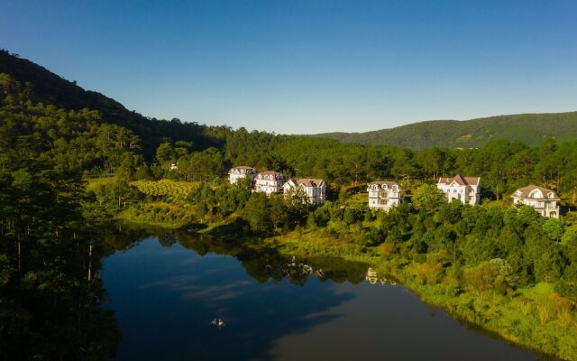 Sam Tuyen Lam Resort