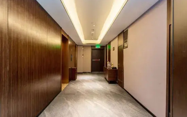 Home Inn Select Hotel (Gaoqiao South Metro Station, Gaoqiao Market, Changsha)
