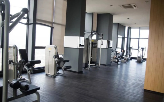 Expressionz Professional Suites by Rsq